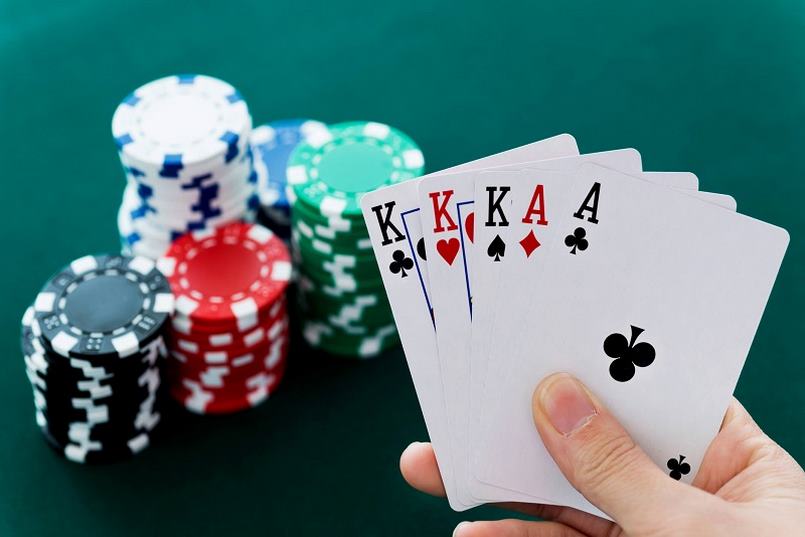 Nhà cái Mot88 chuyên nghiệp cung cấp game bài Poker chất lượng cao